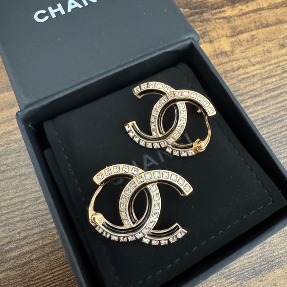 NEW CHANEL Crystal Encrusted Dangle CC Earrings